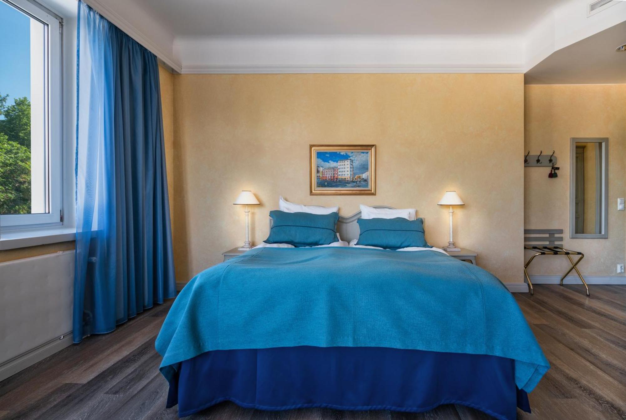 Hotel Astor Vaasa Esterno foto