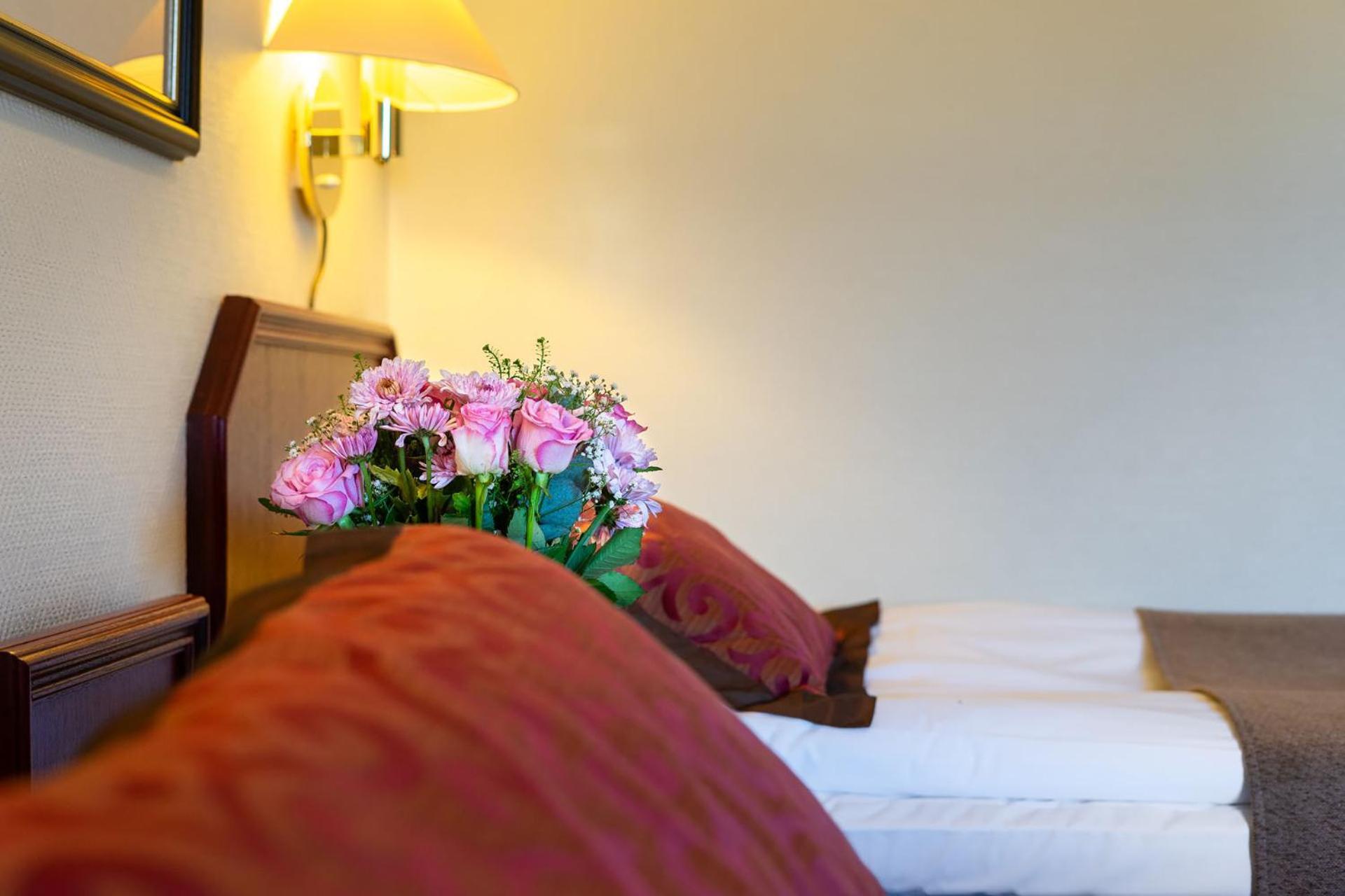 Hotel Astor Vaasa Esterno foto